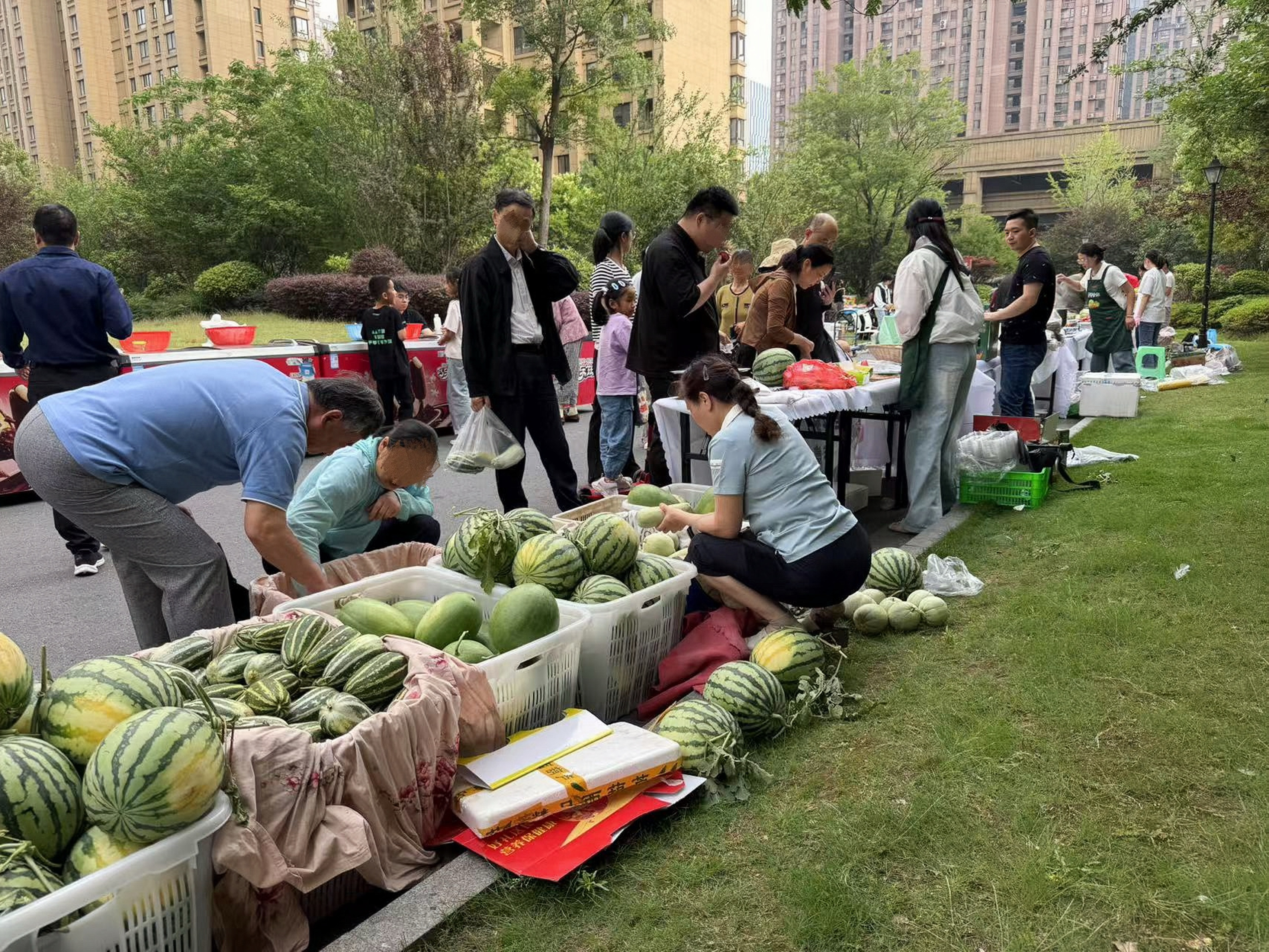 ¡°çúçêÐæÊС±´î½¨Å©»§Óë¶¼»áסÃñµÄÇÅÁº